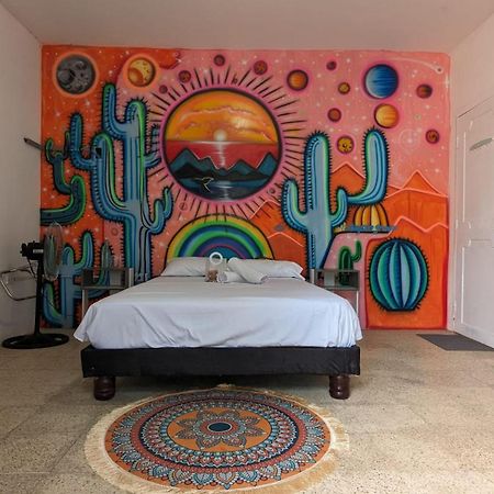 ホテル Garden House Puerto López エクステリア 写真