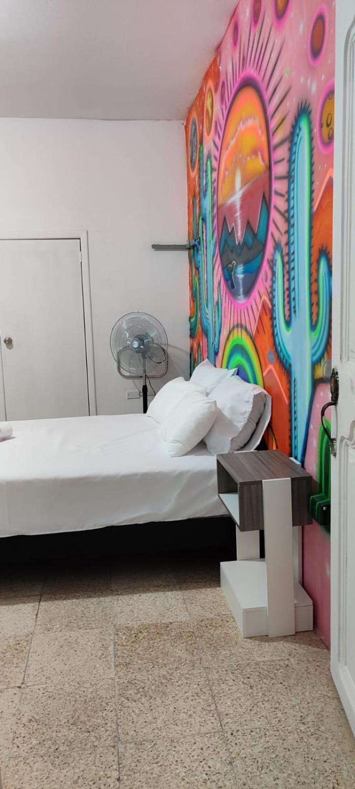 ホテル Garden House Puerto López エクステリア 写真
